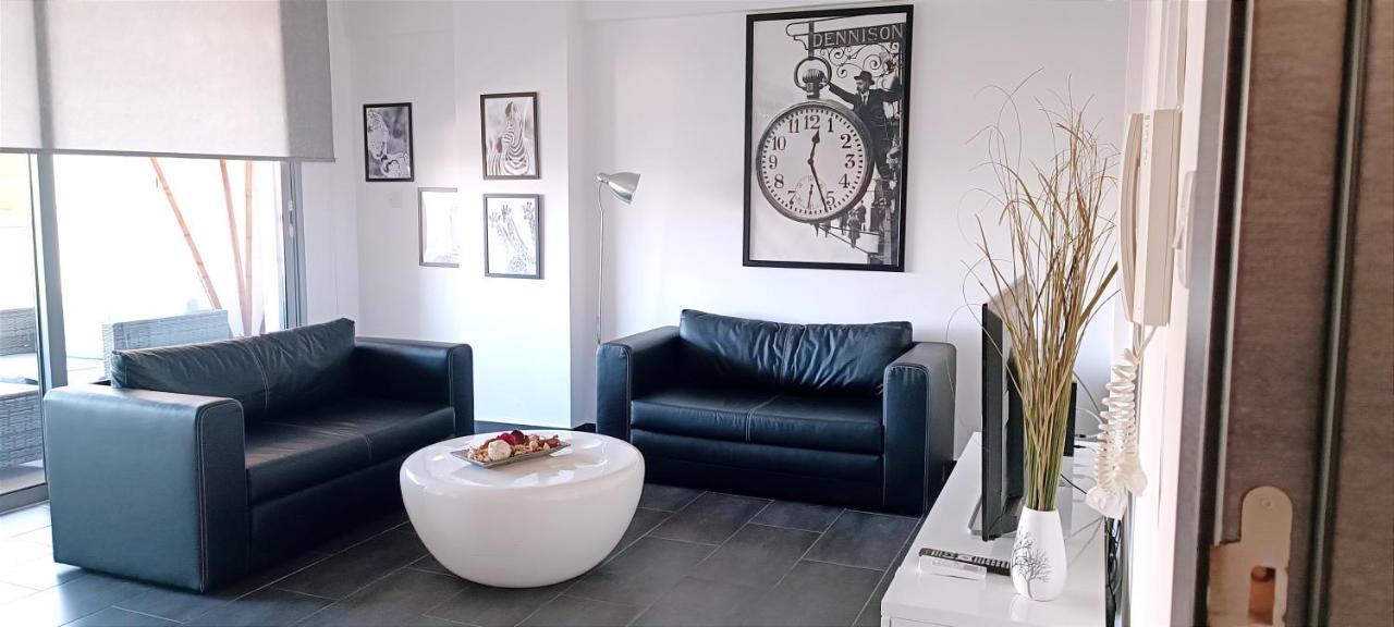 Dezo Luxury Town Apartment Ларнака Экстерьер фото