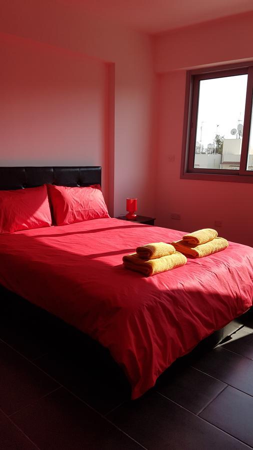 Dezo Luxury Town Apartment Ларнака Экстерьер фото