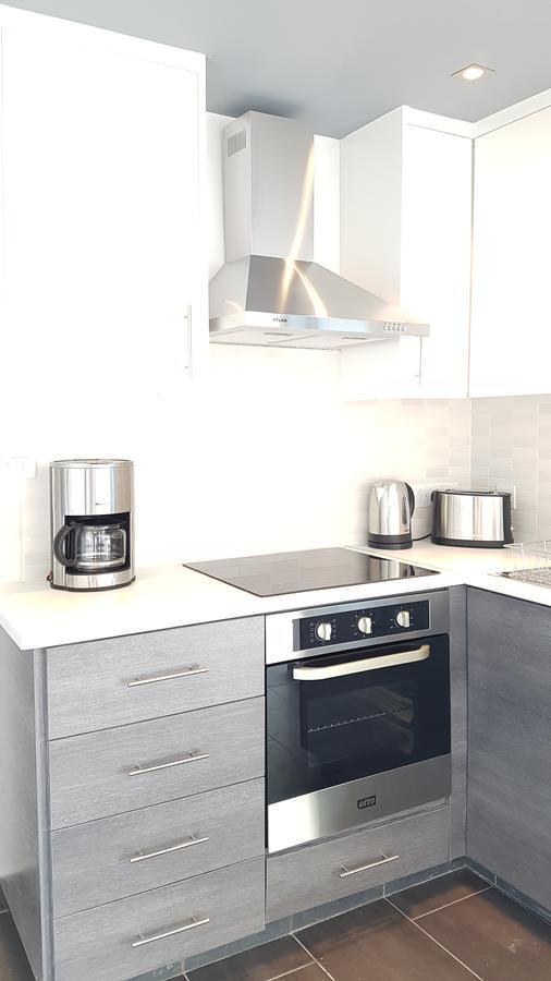 Dezo Luxury Town Apartment Ларнака Экстерьер фото